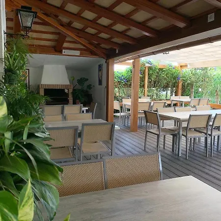 Antonio Conil Готель