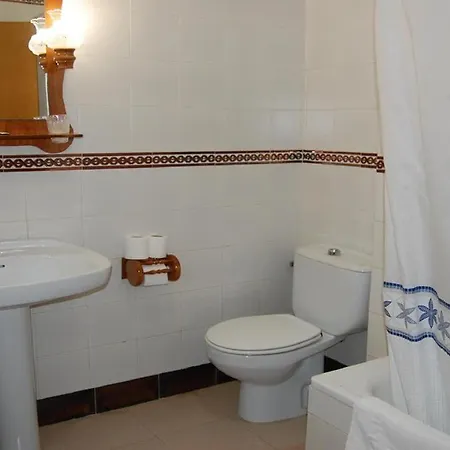 Antonio Conil Готель