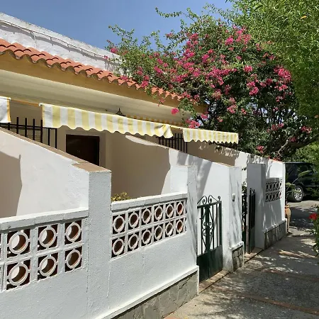 Antonio Conil Готель 2*