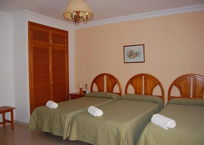 Hotel Antonio Conil 2*